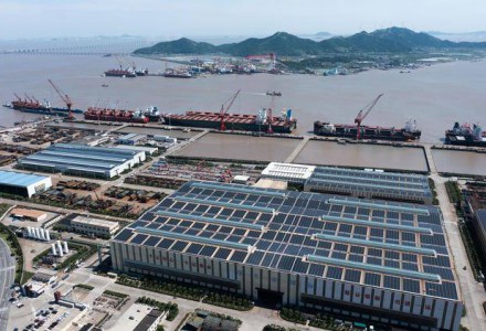 浙江舟山“不拆瓦”建筑光伏一體化項目正式投運