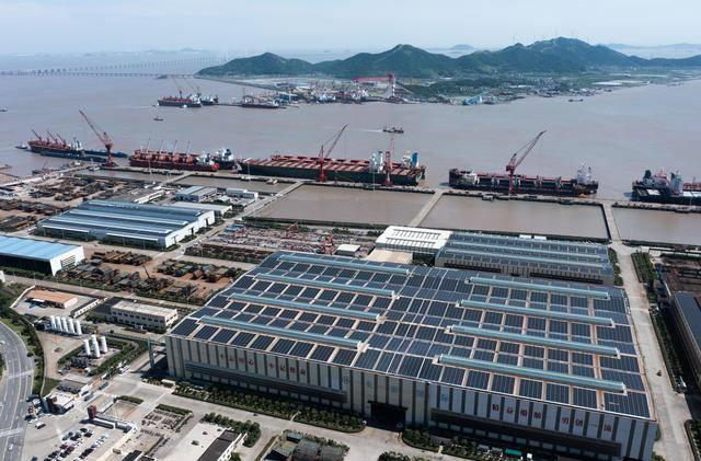 浙江舟山“不拆瓦”建筑光伏一體化項目正式投運