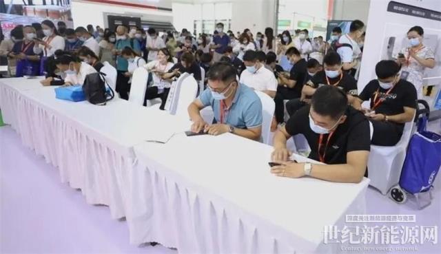 引領“大”時代，古瑞瓦特大電流工商業產品引爆濟南展