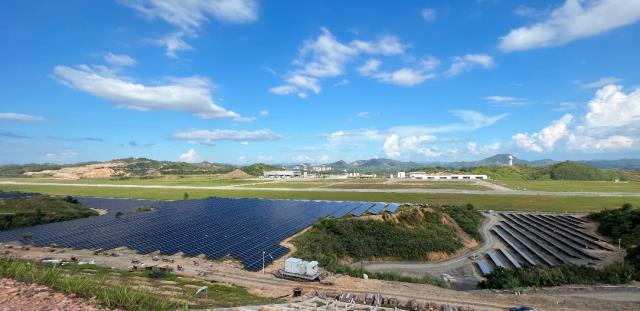 超預期發(fā)電即是超價值收益 國內(nèi)最大集中式機場光伏電站發(fā)電表現(xiàn)亮眼
