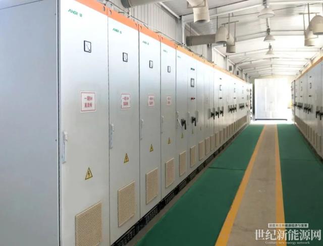 格爾木十年電站實證：陽光逆變，年均多發電1.52%！