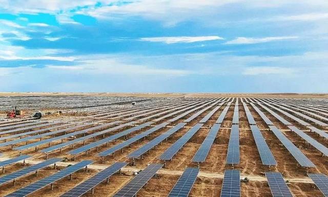 集邦咨詢:210組件累計出貨量超120GW,大尺寸產能全面破9成,210+N迎來強勁增長