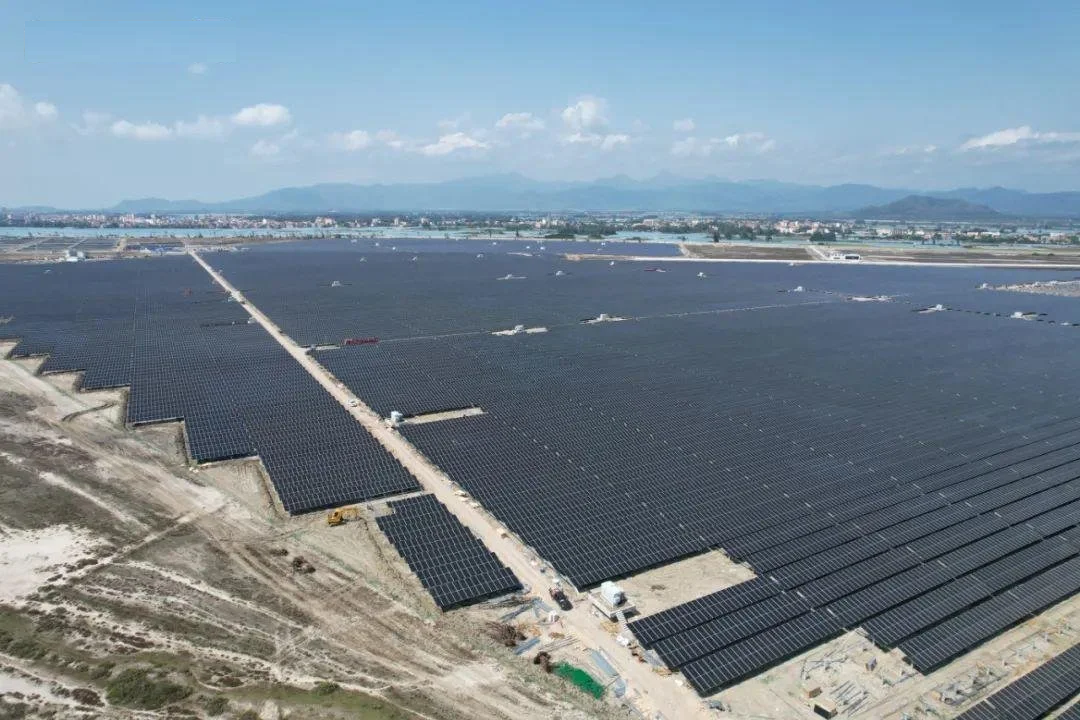 鶯歌海鹽場第二個100兆瓦光伏項目投產