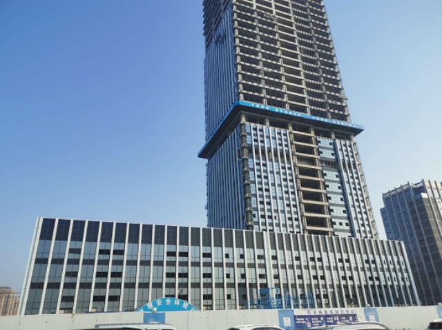 展會直擊丨鈣鈦礦商用光伏產品高能來襲，極電光能引爆SNEC