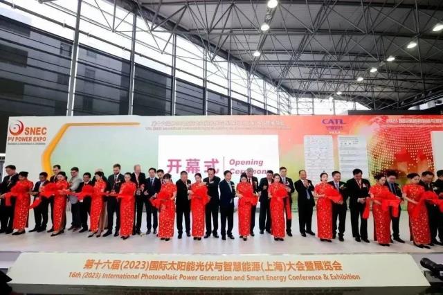 劉漢元：通威將持續(xù)服務(wù)好、支撐好客戶需求，促進(jìn)行業(yè)生態(tài)更好