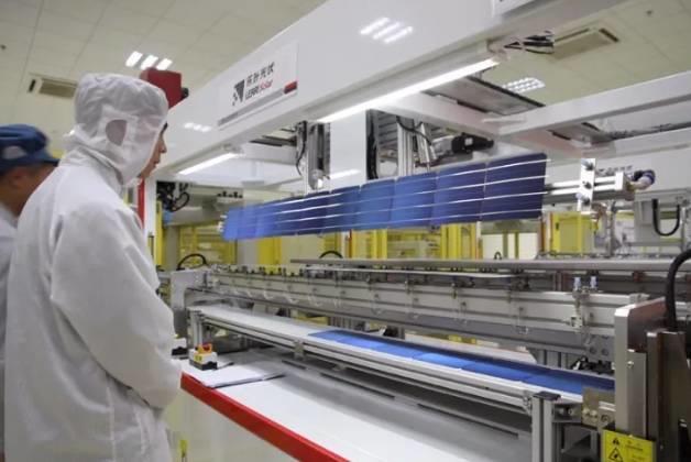 隆基樂葉再創新世界紀錄！單晶PERC電池轉換效率提升至23.26%！