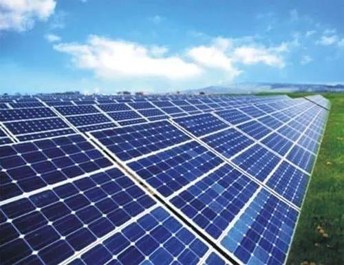 霧霾肆意的當下，太陽能發電既是能源新寵，也是優選的煤炭接班人！