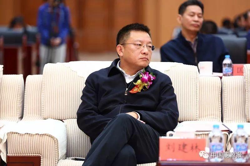 重磅 | 中國電建董事長晏志勇當選“2017中國能源年度人物”！