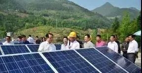 聽說現在的農民不用干活,靠屋頂就能掙錢? 聽說現在的農民不用干活,靠屋頂就能掙錢?