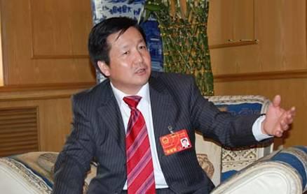 大咖發(fā)聲：2017年19位光伏大佬33條產(chǎn)業(yè)分析與預(yù)測(cè)！與智者同行……