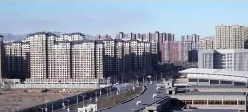 涵蓋大中小學(xué)數(shù)十所 光伏發(fā)電走進(jìn)校園 集環(huán)保、發(fā)電、裝飾于一體