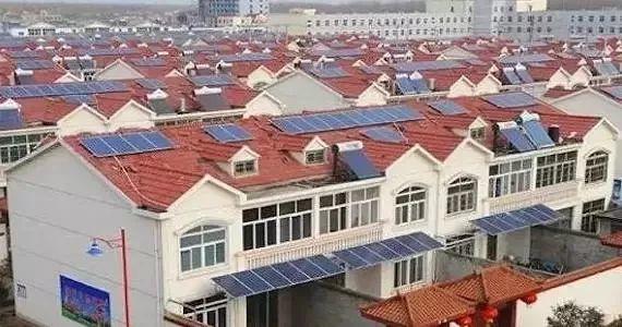 自家閑置屋頂變資源，太陽能光伏發電是如何讓老百姓獲益的？