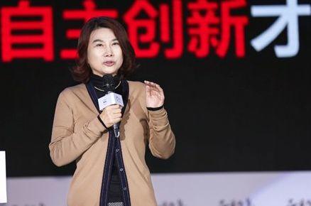 董明珠:連沙特王子都用中國的光伏空調！