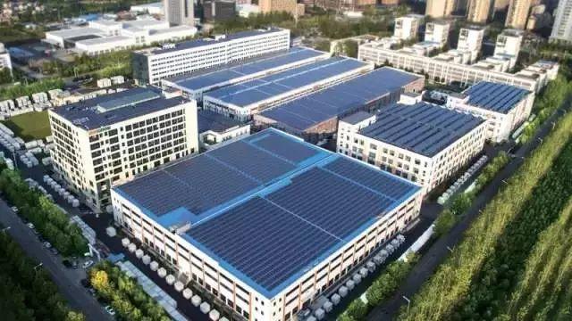 光伏補貼降低了，但是小型工商業屋頂特別適合建設光伏電站！